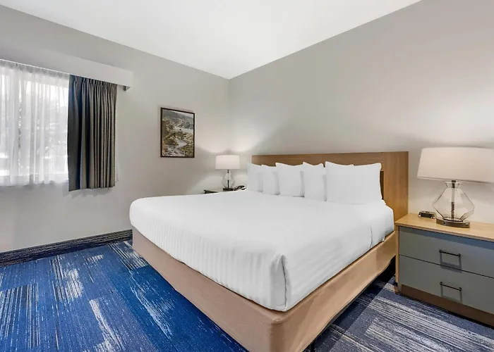 Edgewater Inn And Suites, An Ascend Collection Hotel